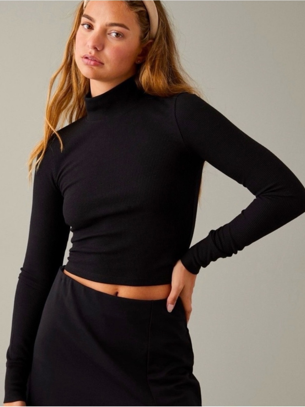 AE Long-Sleeve Cropped Hey Baby Mock Neck Tee